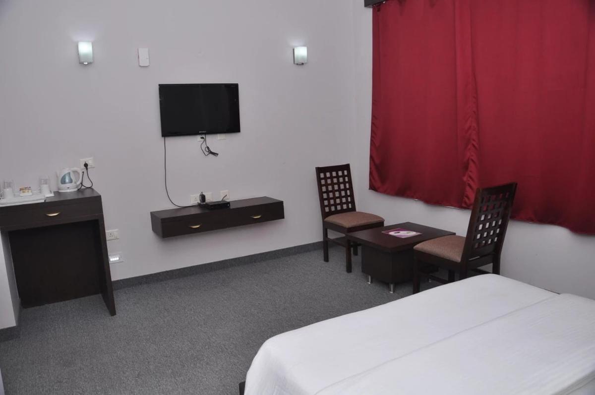 Neelkanth'S Bagar Inn Resort Jhunjhunu Buitenkant foto