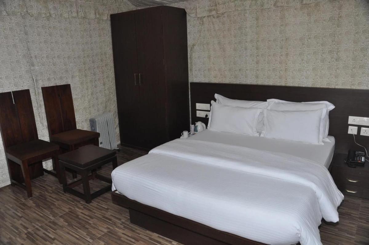 Neelkanth'S Bagar Inn Resort Jhunjhunu Buitenkant foto