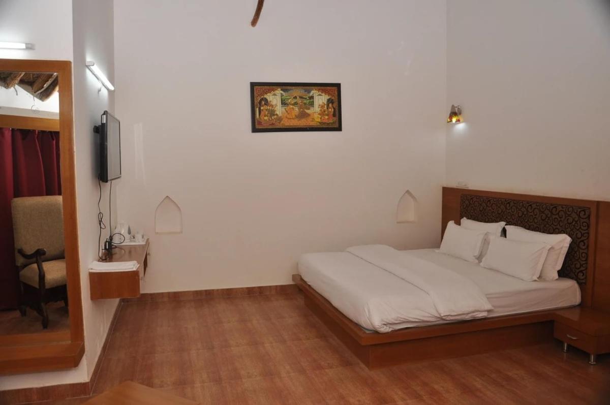 Neelkanth'S Bagar Inn Resort Jhunjhunu Buitenkant foto